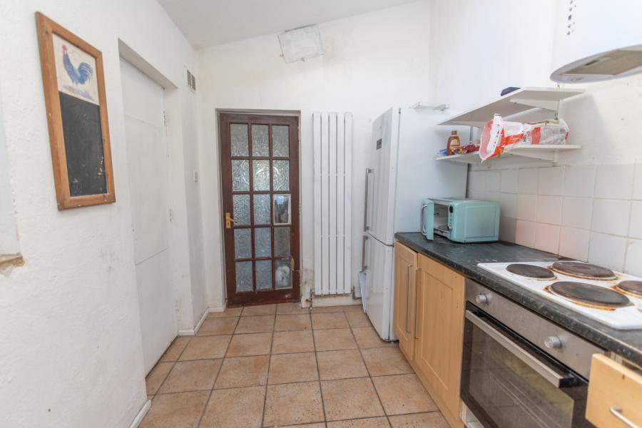 3 Upper Edward Street