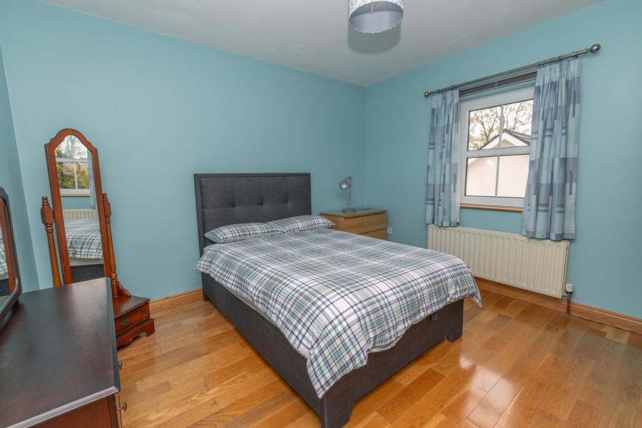 1A, Commons Hall Road