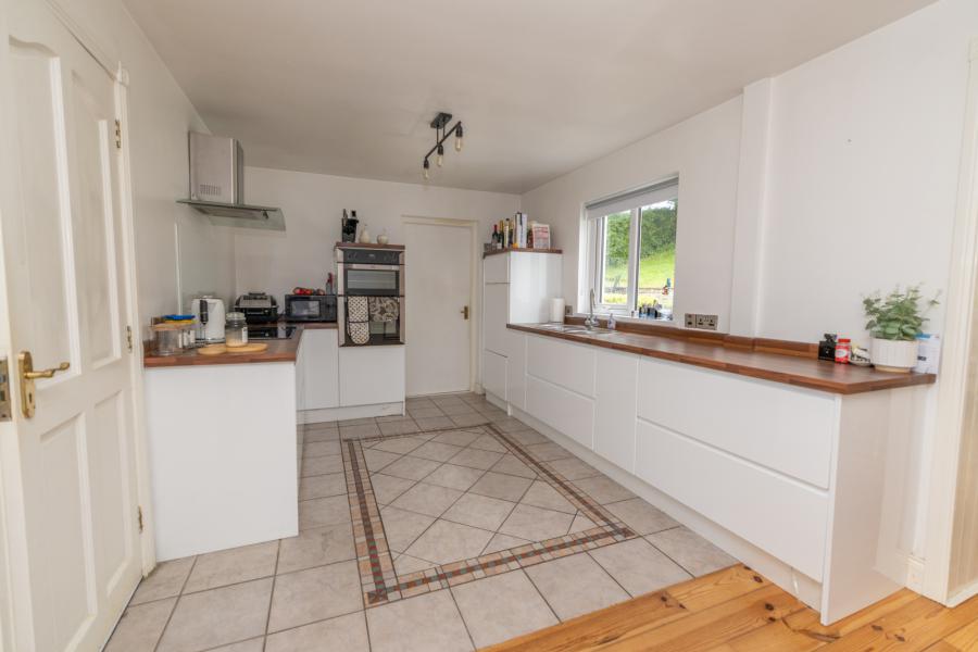 23 Ashton Heights