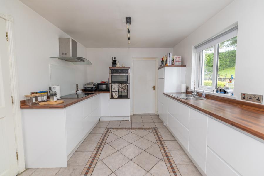 23 Ashton Heights