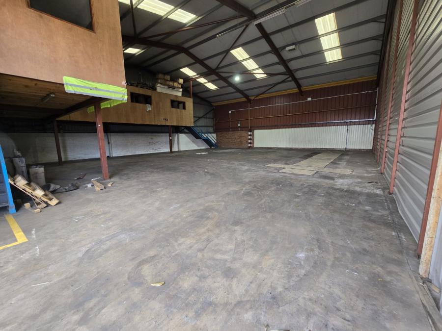 Unit 2, 21 Newtown Road