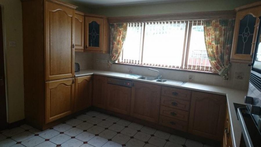 88 Warrenpoint Road