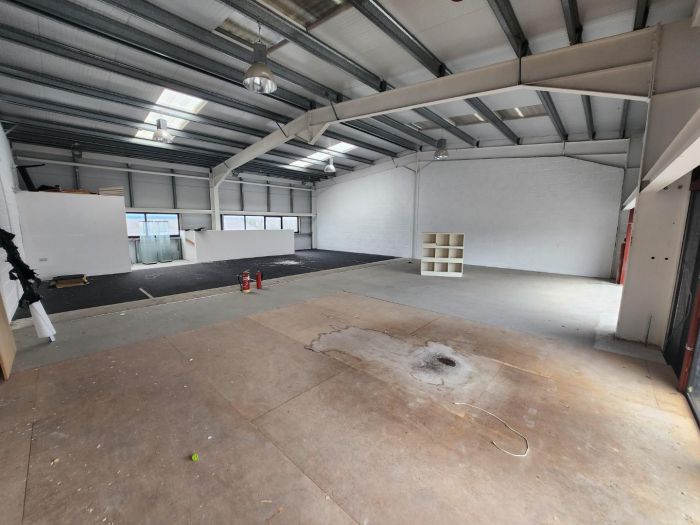 Unit 3 Marshes Trade Centre