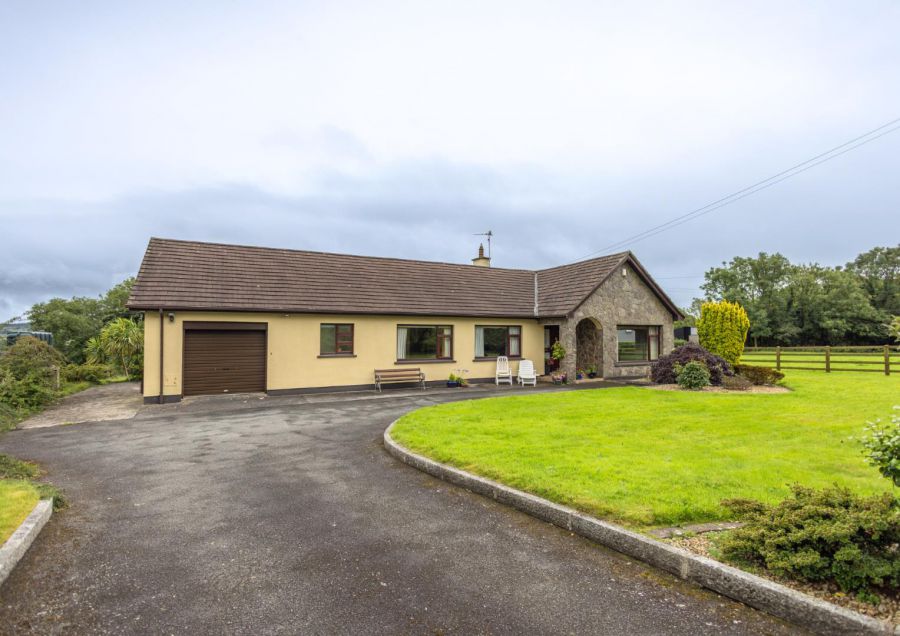 14 Aghmakane Road, camlough, newry, BT35 7HY