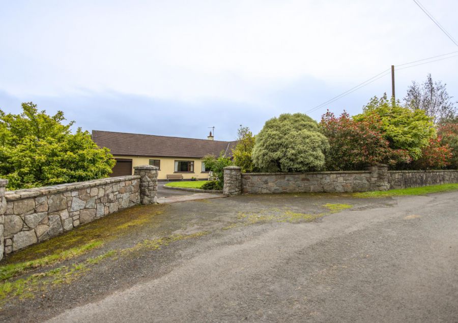 14 Aghmakane Road