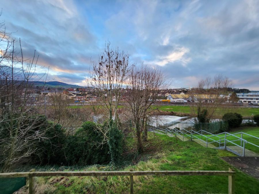 41 Glin Ree Court
