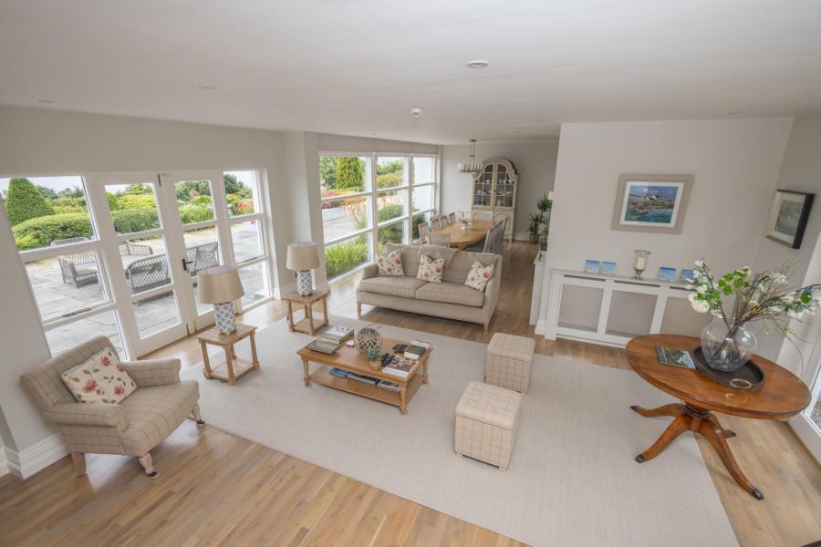 Clocgarran Hall, 43 Killowen Old Road