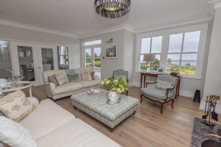 Clocgarran Hall, 43 Killowen Old Road