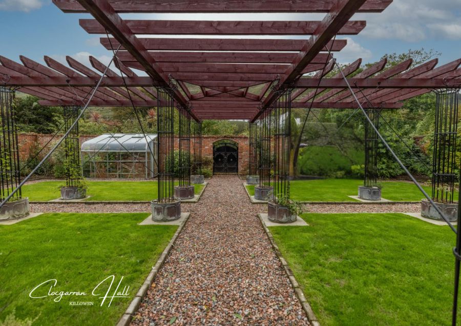 Clocgarran Hall, 43 Killowen Old Road