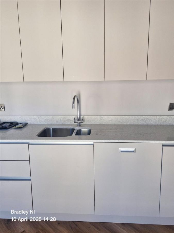 Apt 3 14 Seaview