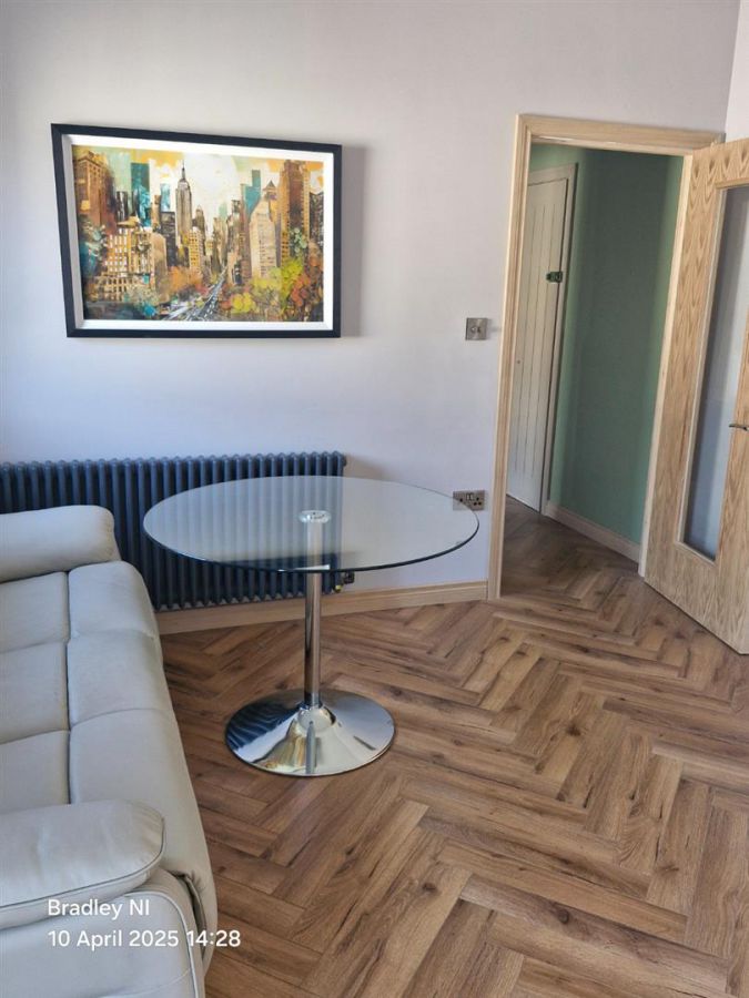 Apt 3 14 Seaview