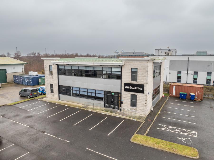 Modern Office Investment, 15 Pilots View Modern Office Investment, 15 Pilots View