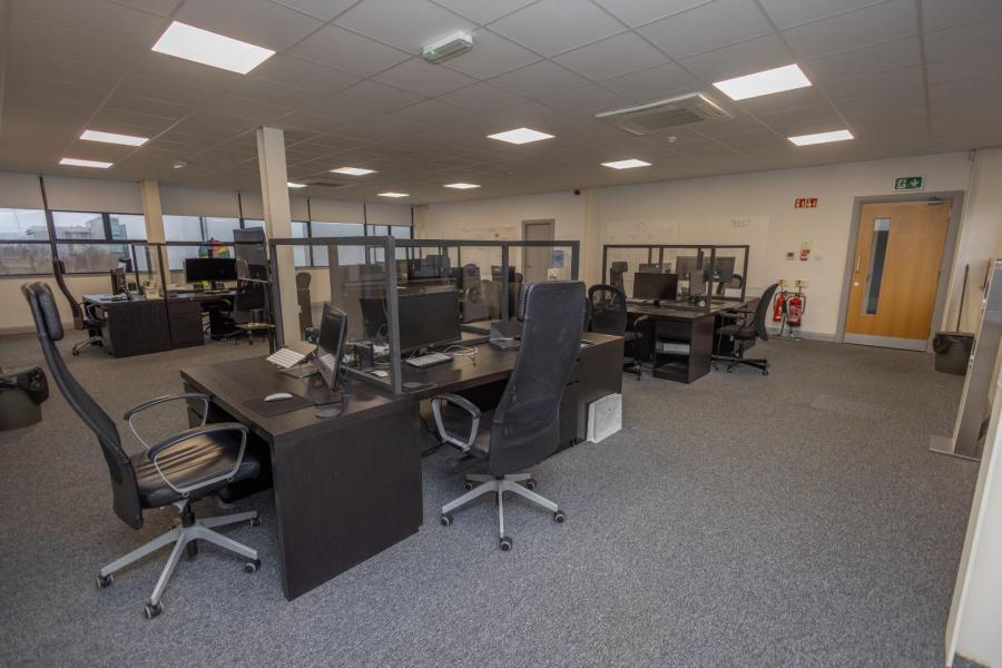 Modern Office Investment, 15 Pilots View Modern Office Investment, 15 Pilots View