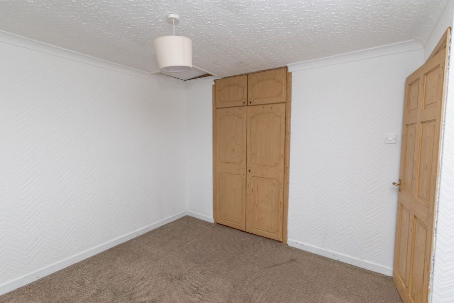 16 Hennessy Park