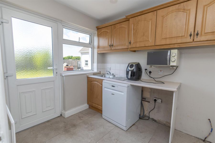 12 Ryan Road