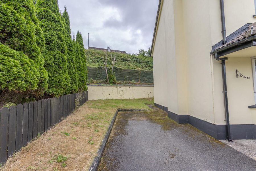 5 Kildarragh Close