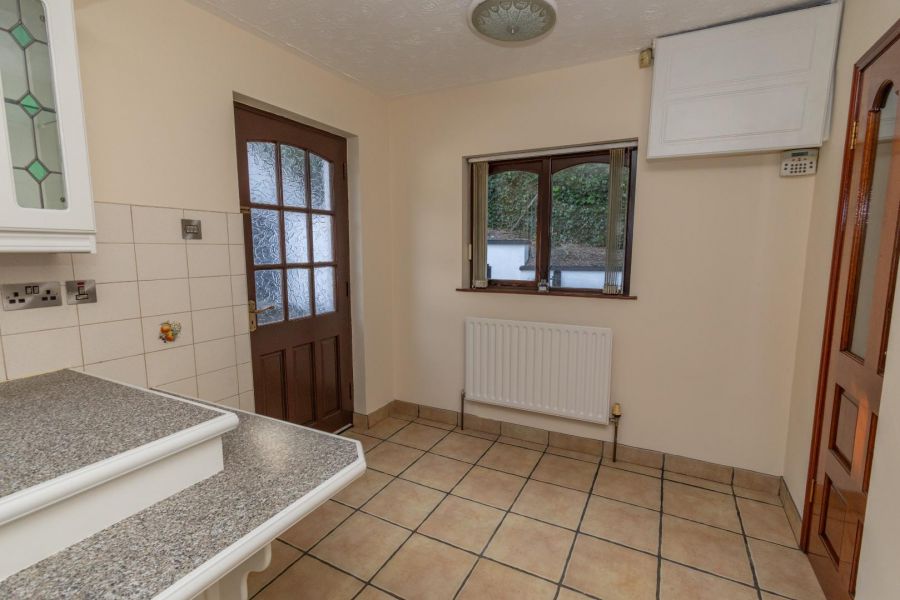 16 Magennis Villas