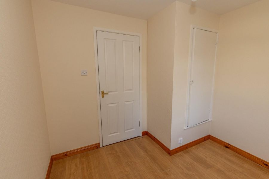 16 Magennis Villas