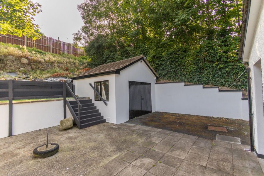 16 Magennis Villas