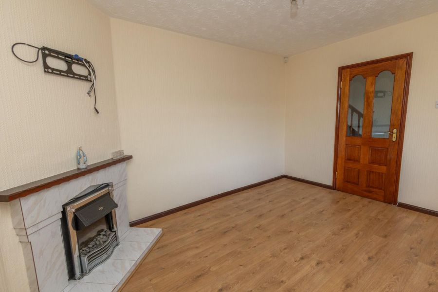 16 Magennis Villas