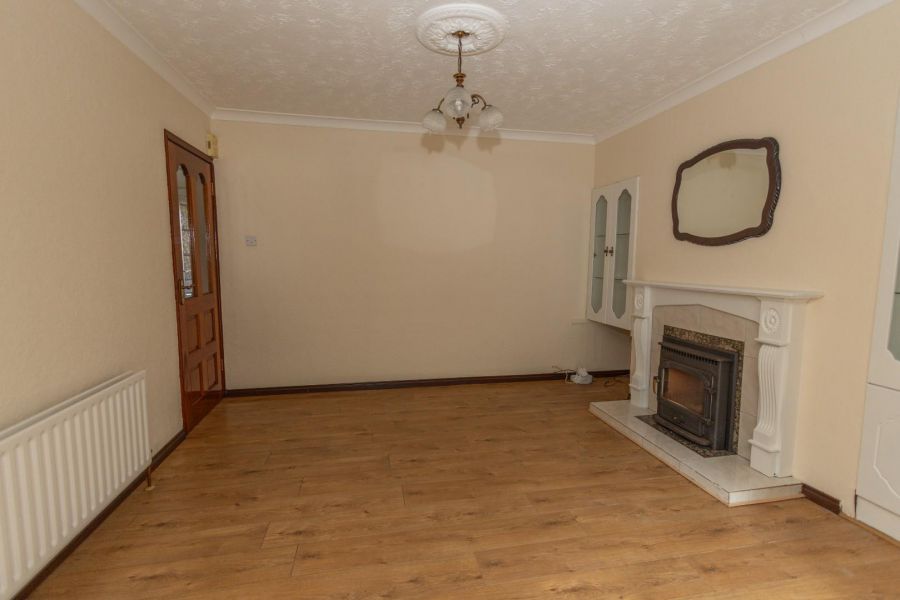 16 Magennis Villas