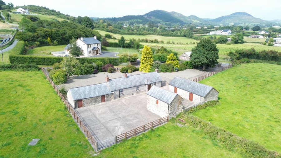 2 Ballinasack Road