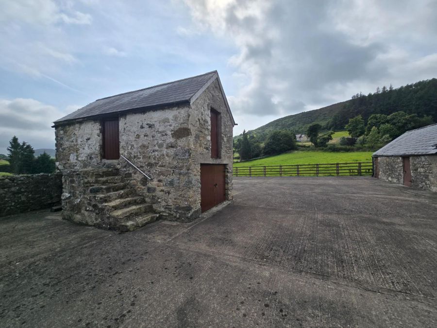 2 Ballinasack Road