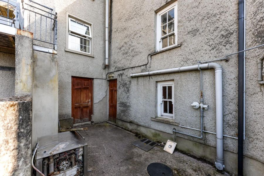 8 Mary Street