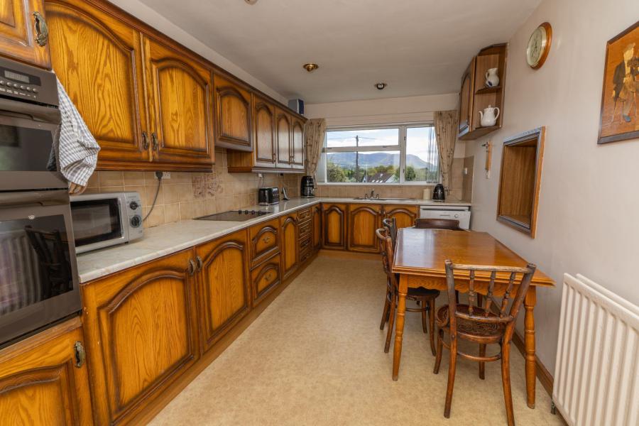 48 Clonallon Road