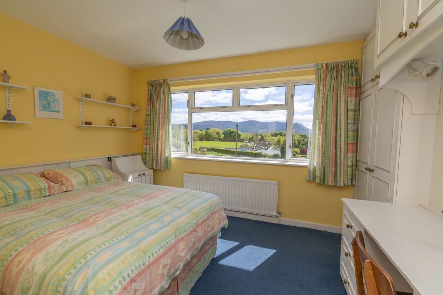 48 Clonallon Road
