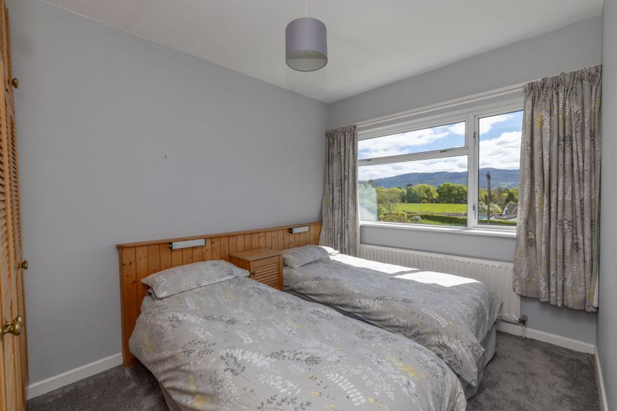 48 Clonallon Road