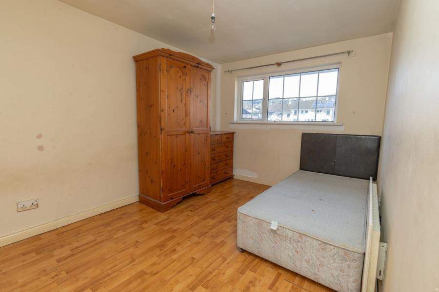 64 Carrickbawn Park