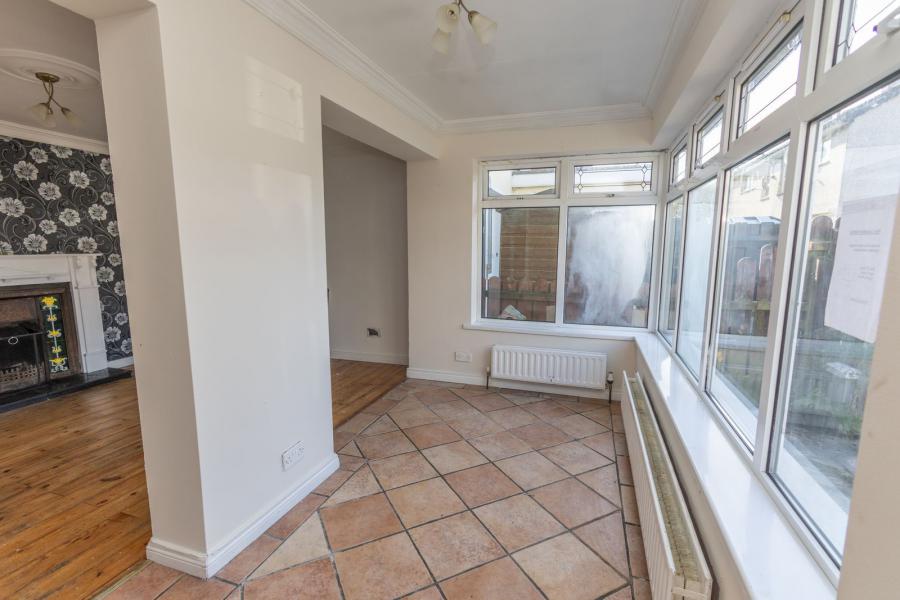 64 Carrickbawn Park