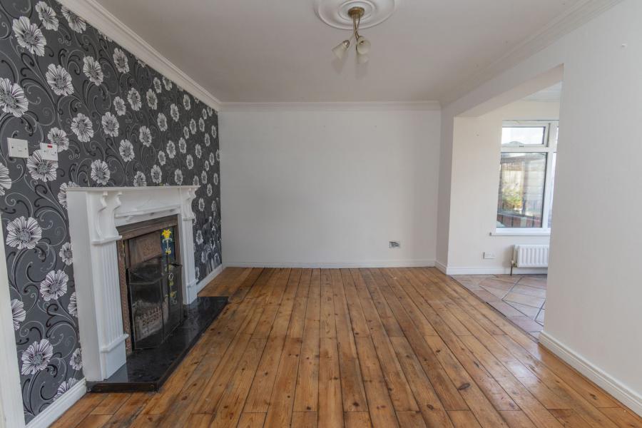 64 Carrickbawn Park