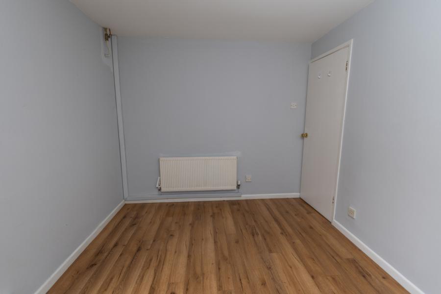 64D Lower Dromore Road