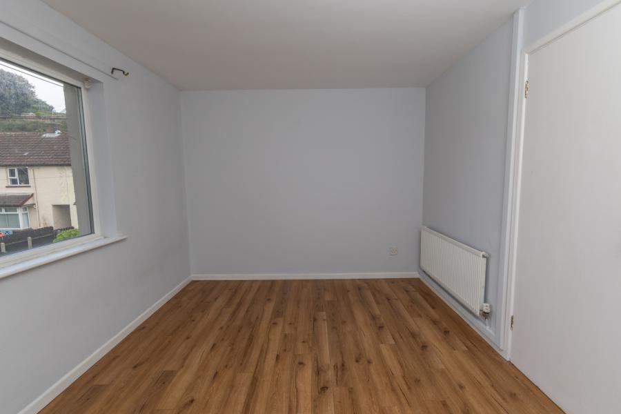64D Lower Dromore Road