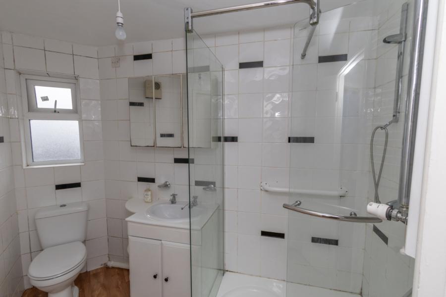 64D Lower Dromore Road