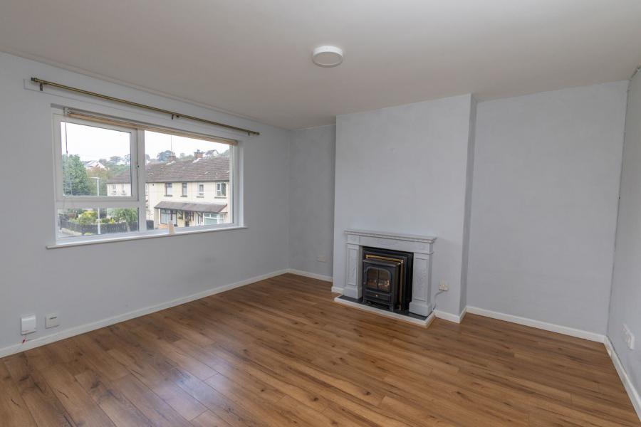 64D Lower Dromore Road