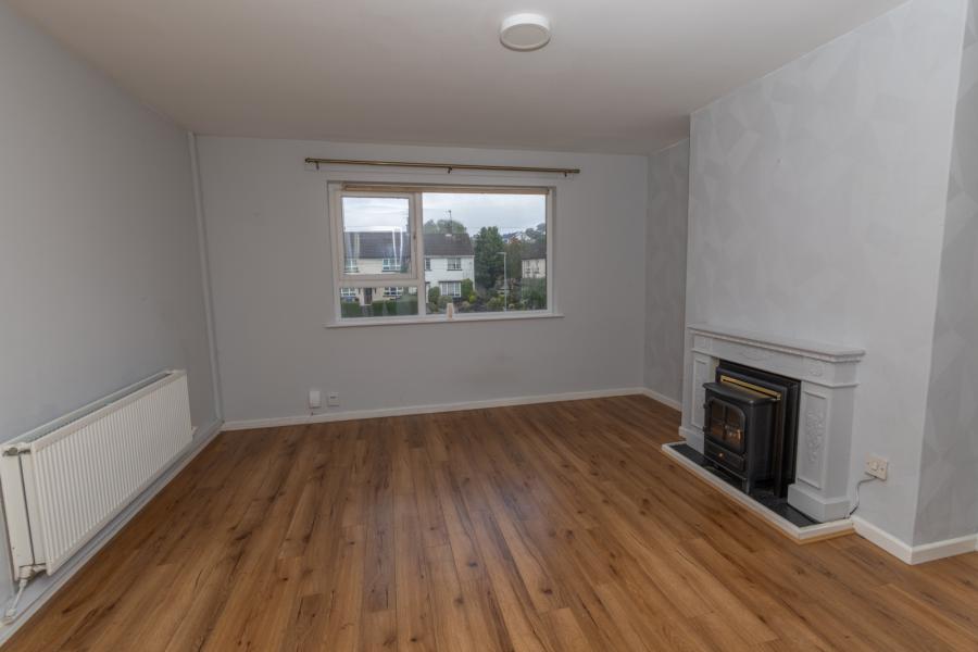 64D Lower Dromore Road