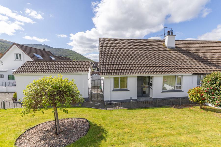 17 Rosswood