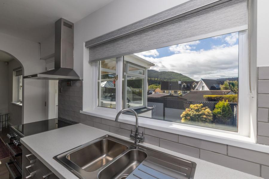17 Rosswood
