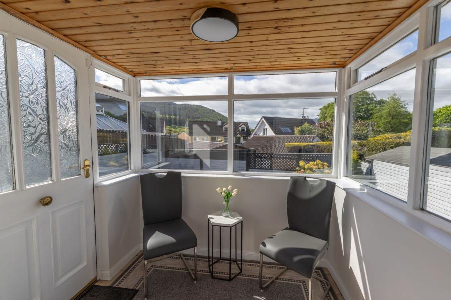 17 Rosswood