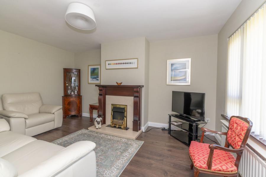 17 Rosswood