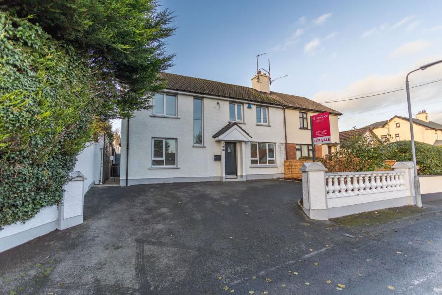 1 John F Kennedy Park, Warrenpoint, BT34 3QF