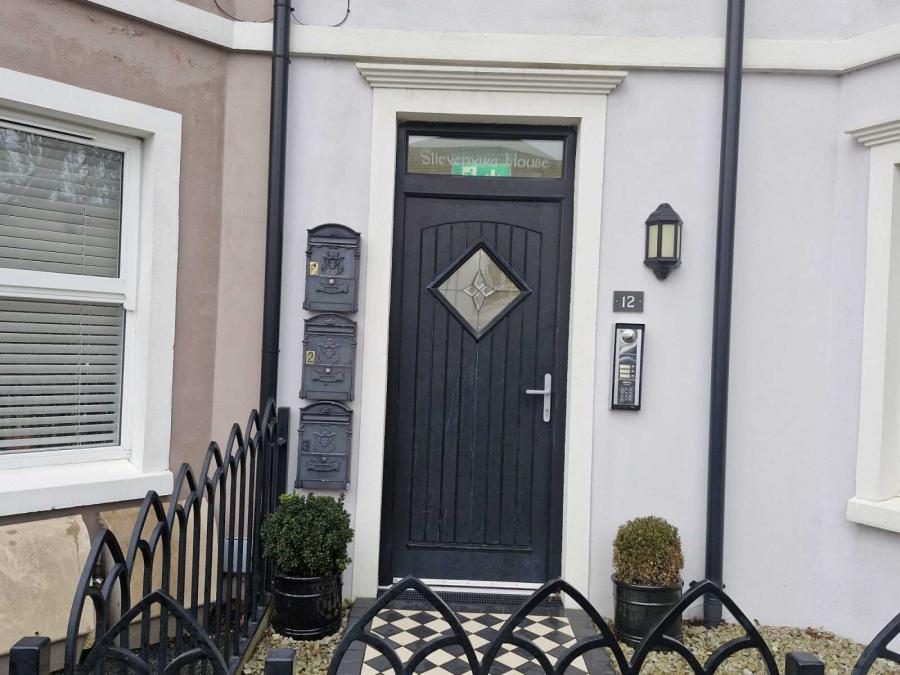 Apt 2 Slieve Mara House, 12 Great Georges Street, Warrenpoint, Newry, BT34 3HS