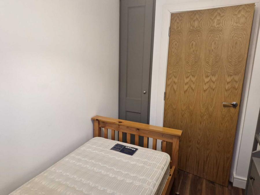 Apt 2 Slieve Mara House, 12 Great Georges Street