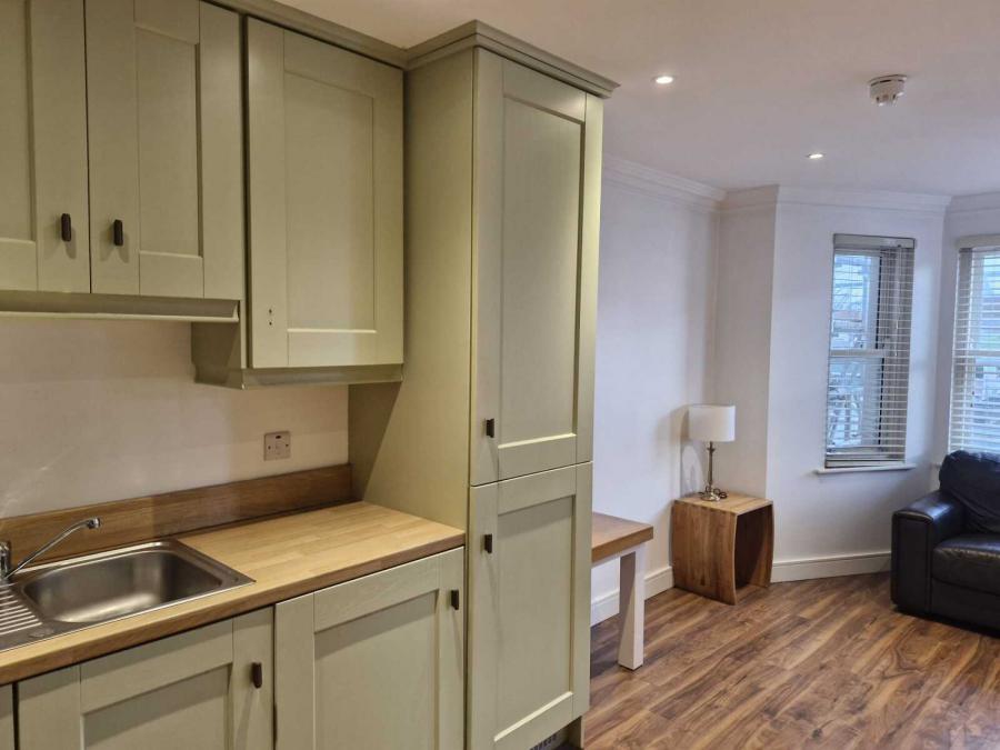 Apt 2 Slieve Mara House, 12 Great Georges Street