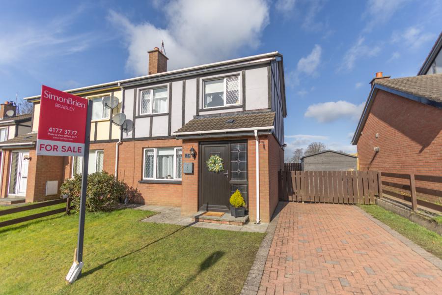 5 Ridgefield Grove, Warrenpoint, Newry, BT34 3JX