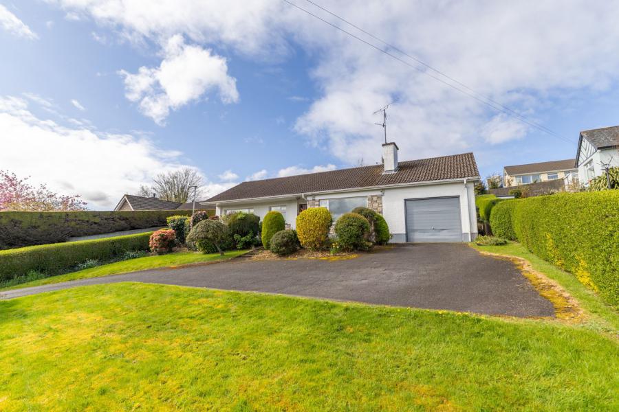 10 Upper Dromore Road