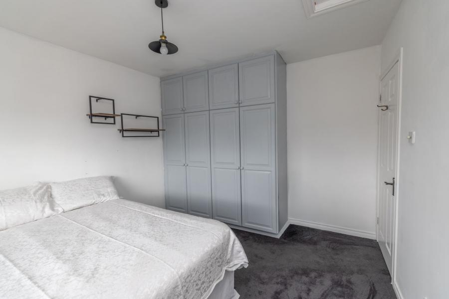 13 Cloughmore View